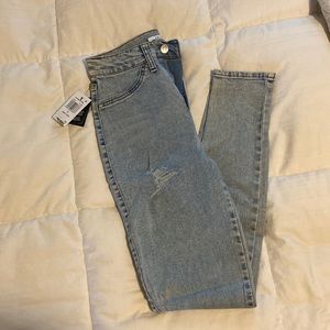 Hi-Rise curvy skinny jeans
